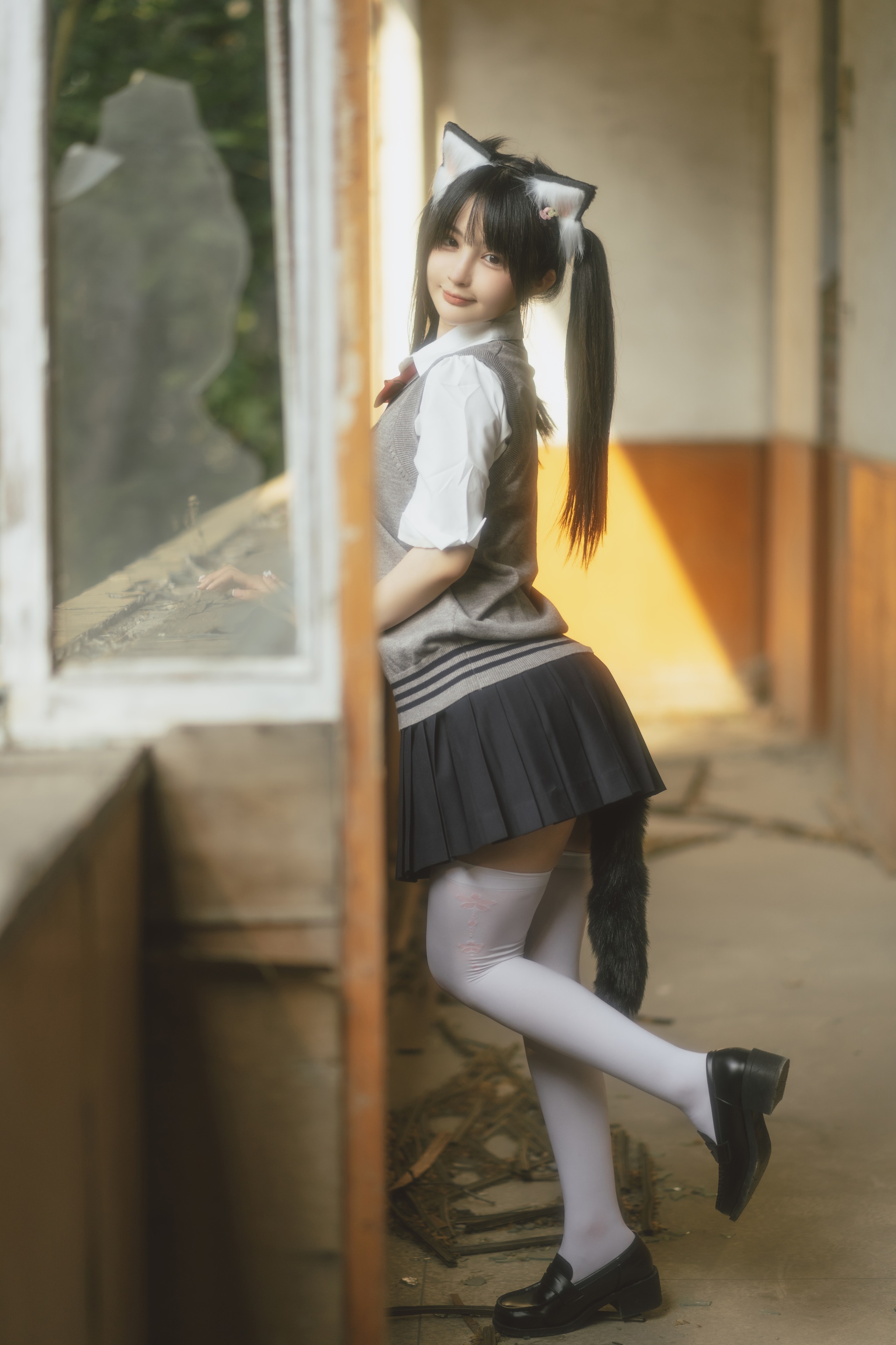 桜井宁宁 - NO.055 废墟jk [74P]-XikXak